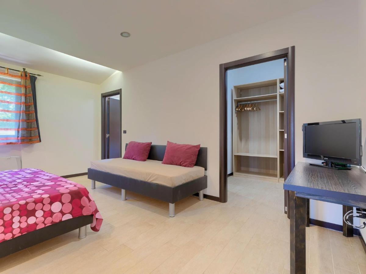 Holiday Home Andrea - PUL463 Sisan Exterior foto